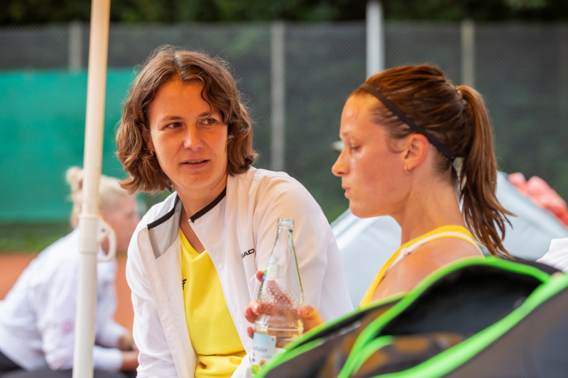 Birte + Yulia