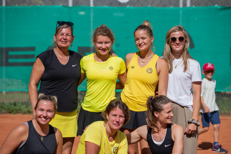 1. Tennisdamen des MSC